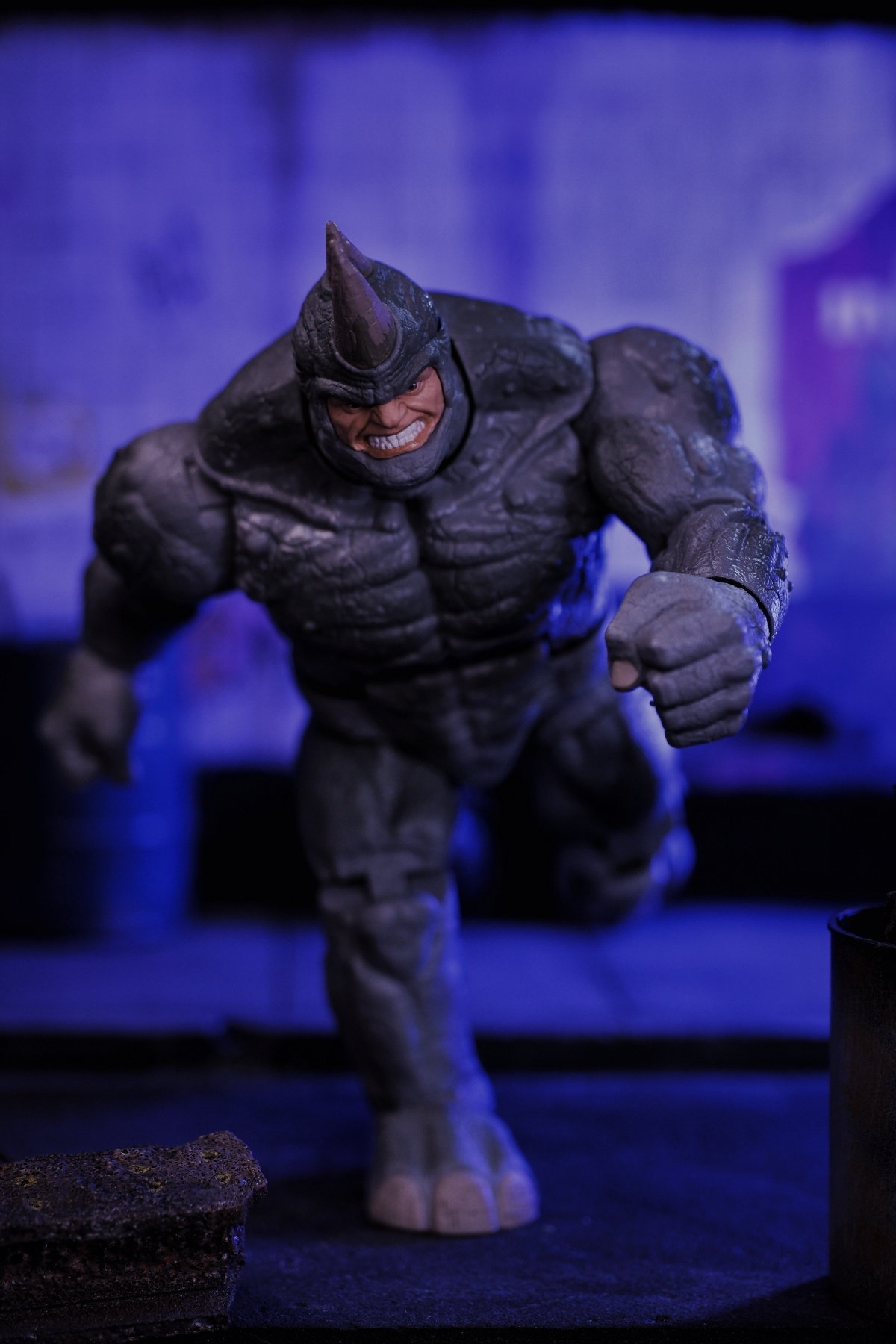 REVIEW: Marvel Legends Rhino – FREETHEFIGURES