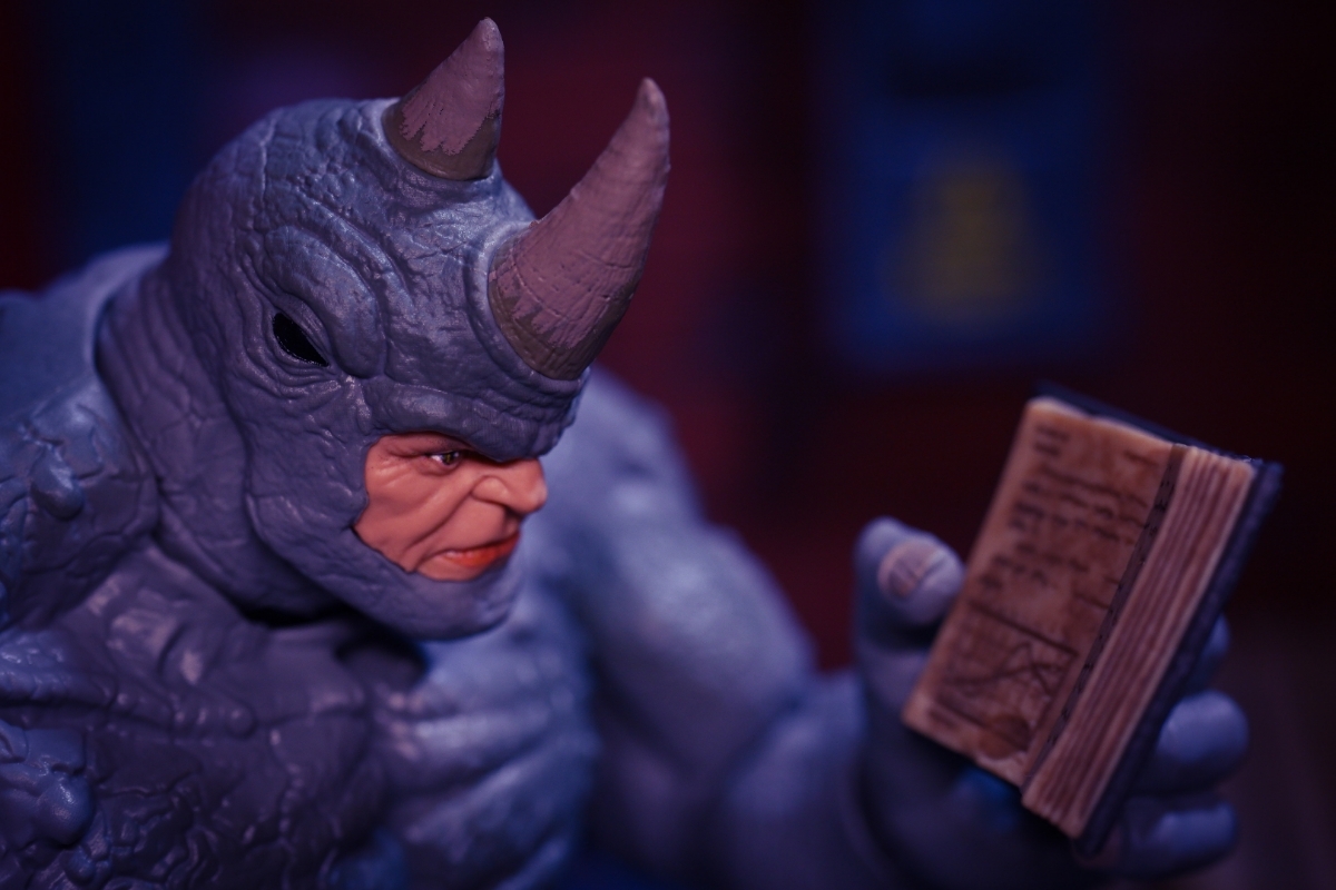 REVIEW: Marvel Legends Rhino – FREETHEFIGURES